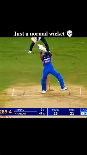 Helicopter crash💥 #cricket #viral #indvspak #ipl #pandyabatting