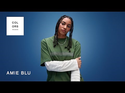 Amie Blu - legs | A COLORS SHOW
