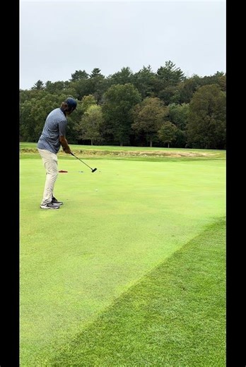 3 holes of incredibly “meh” golf