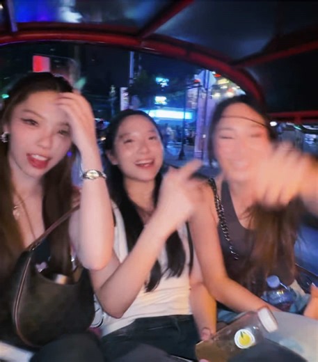 mb too close Cam man 😬 #youngohm