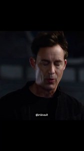 Team Flash helped Barry regain his powers backs #tvshow #theflash #multiverse #barryallen | Briks Vault