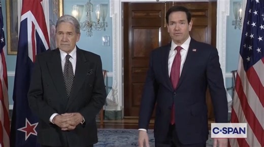 As ações dos "católicos" Vance e Rubio só vêm a chancelar, e não poderia ser diferente, a condenação do Americanismo, dos valores americanos, pelo Papa Leão XIII na Encíclica Testem Benevolentiae Nostrae (1899), valores que, ao entrar em contato com a fé verdadeira...