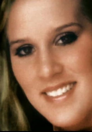 City Confidential S03:E18 - Detroit: A Coed's Secret Life