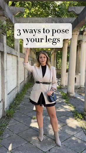 4.4K reactions · 254 shares | anzeige  Comment POSE for my posing guide (free )  This guide covers 7 game-changer poses you should know to always look your best in photos, plus some extra tips ✨ | Victoria Schwarzbeck | Facebook