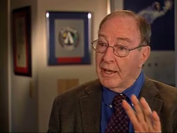 UFOs and Beyond: Apollo 14 Astronaut Ed Mitchell Is Looking Up