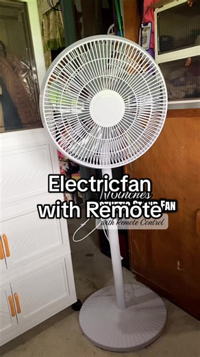 16 inches Aesthetic Stand Fan with Remite control, no need kana tumayo tayo para buksan ang electricfan mo remote lang sapat na!!