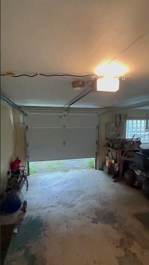 Genie 2128 #garagedoors #garageopener #genie