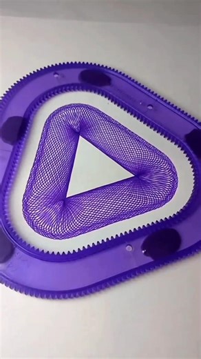 Spirograph art 🎨 #Spirograph #Asmr #shorts #youtubeshorts #satisfying #art #trending