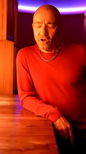 Throwback to filming ‘Stand up for love’ in Soho last year which was one of the singles off my latest album, Unstoppable. I really think you’re going to love this tour and thank you for the immense love and support. This is all feels very exciting because of you. ❤️ Final tickets available at kennythomasmusic.com 🎥 Will Hutch | Kenny Thomas