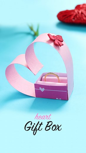 206K views · 2.3K reactions | "Create a cute paper heart-shaped ring box with this easy tutorial! ✨ #diycrafts #ringbox #papercrafts #heartshaped #handmadegifts | D.I.Yay | Facebook