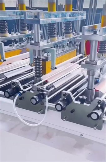 pouching cutting machine ♻️