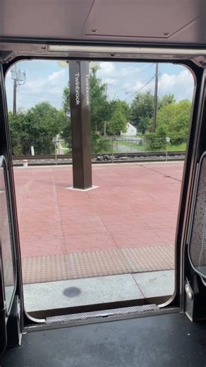 Doors Opening, This is a Red Line Train to Van Ness-UDC. (Rare Moment)