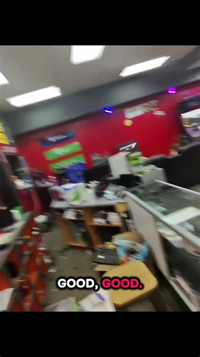 He grabbed this rare collectors edition 🤘🤘🤘🔥🔥🔥 #fyp #gamestore #retrojakesmuncie #retrojakesrichmond #videogames