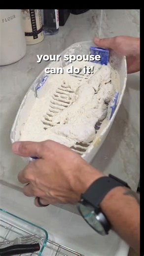 Best Buys • Shopping Hacks • Viral Products on Instagram: "No mess, no stress! This Better Breader helps you coat chicken, veggies, and more evenly — for that perfect crispy finish every single time 😍. 💬 Comment ‘breader’ and I’ll send you the link — or check the link in my bio! #betterbreader #kitchentools #crispychicken #mealprep #homecooking #kitchengadgets #cookingmadeeasy #kitchenessentials"