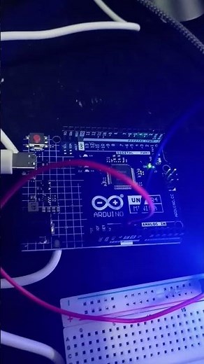 IOT Wireless Traffic Control Arduino #arduino #iot #electronic #ai #trending #houston #programming