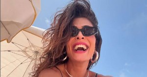 Juliana Paes curte noitada em Saint-Tropez com vestido de R$ 19 mil