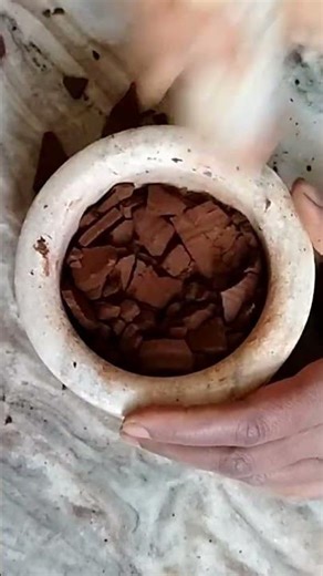 clay pot crushing #glass#satisfying #crushingtime #asmrsound