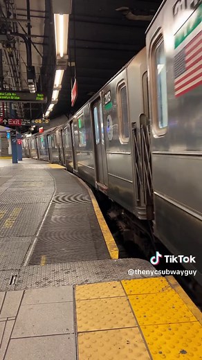 The Moving Platform at 14th ST - Union Sq. #NYCSubway #NYC #NYCSubwayLife @MTA @MTALIRR #Subway #Railfanning #NewYorkCitySubway #MTASCAPES #LIRR #SubwayTrain #NYCHistory #NYCTransit #TrainOperator #TrainConductor #MTA You can now buy me a coffee: https://bmc.link/NYCSubwayLife