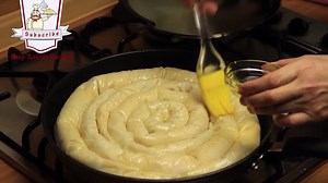 Super cool Turkish borek! It is pretty easy to make. 3 pieces of filo pastry 1 egg 4 tablespoons vegetable oil Half a glass of milk Minced-Potato Ingredients: 250gram ground beef 2 medium potatoes 1 onion 4 tablespoons vegetable oil 1 teaspoon salt 1 teaspoon red pepper flakes Half a teaspoon of blackpepper For the top: 2 tablespoons vegetable oil | Easy Turkish Recipes