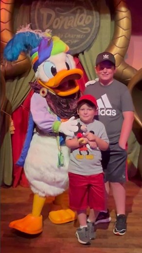 Meeting Circus Donald Duck Meet & Greet in the Magic Kingdom at Disney World