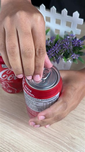 How to open soda without losing fizz | Super Recipes