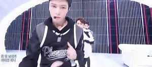 Call me baby | EXO KPOP