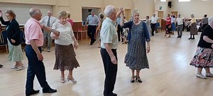 Another video from last Thursday. Balmoral Blues music "Alone Again" Gary Cole #Sequence #dancing #Wellbeing #exercise | Stanton Tea Dance