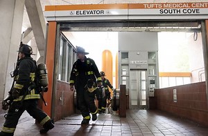 Orange Line service between North Station and Back Bay resumes after third rail issue sparks fire - The Boston Globe