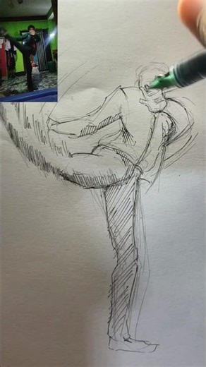 Using myself to draw dynamic pose #shorts #art #drawing