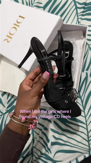 Discovering Vintage CD Heels in a Thrift Haul