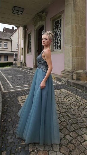 I LOVE SONY a6000 for APS-C Portrait Photography in 2026! #streetphotography #shorts