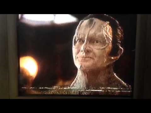 Quark & Garak How Root Beer is Like the Federation