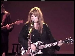 WYNONNA JUDD Girls With Guitars 2004 LiVe