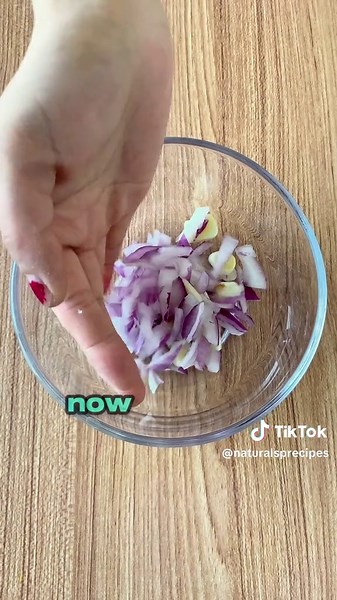 Stop buying antibiotics, say goodbye to expensive antibiotics and treat your cough naturally with just three simple ingredients you already have at home. #naturalremedies #naturalremedy #homeremedies #Recipe #recipes #cough #coughremedy #relief #fyp #foryou