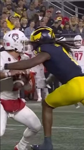 Should there have been targeting called on Michigan’s Jaishawn Barham?