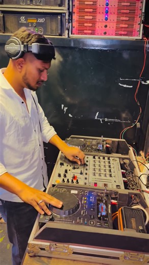 deejaysrp121 on Instagram: "19 FEB 🚩SOON… @djsrp121 #vibe🔥 #independentartist #lifestyle #viral #reels"