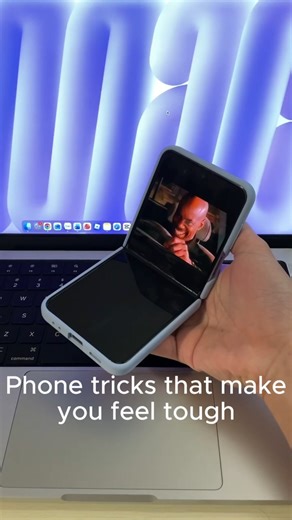 Phone tricks that make you feel tough #gadget #techtok #tech #zflip4 #samsung #android #gboard