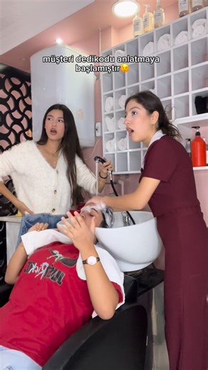 Salon Aliye&Atilla on Instagram: "en sevdiğimizzz😁😁❤️ #dedikodu #güzellik #kuaför #saçrenklendirme #saç #tarsuskuaför #kuaför"