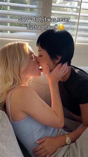 hot lesbians kissing #shorts 25