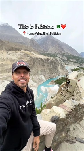 This is Pakistan 🇵🇰 Hunza Gilgit-Baltistan Skardu Baltistan #K2 #usa #LuxuryLiving #italy #Hunza #russia #uk #Pakistan #Pakistan #AdventureTravel #london #gilgitbaltistan #VIP #lahore #skardu #malaysia #Gilgit #islamabad #pakistantourism #luxurytravel #snow #australia #karachi #hunzatrip #germany #spain #helicopter #helicopter #adventuretravel #switzerland | Zawar Adventure Club