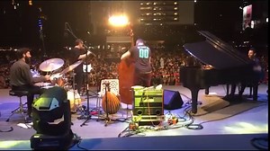 New Video!! Uriel Herman Quartet Live in Taichung Jazz Festival Next concert - 28/2 Levontin 7 (http://on.fb.me/1X2BQ41) for the full version of Hour of the wolf - http://bit.ly/20pepYj | Uriel Herman