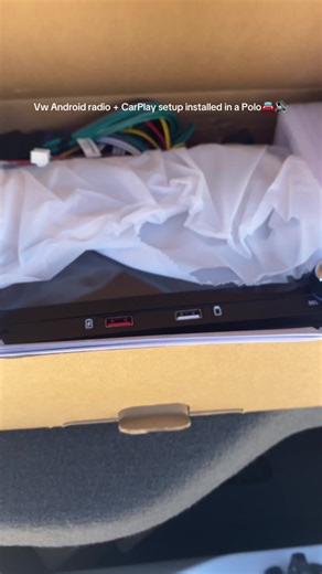 Installed an Android radio with Apple CarPlay & Android Auto 📱 Navigation, music, calls and apps all on the touchscreen. Message or call 085 239 3975 if you want to upgrade your radio. #androidradio #fyp #explorepage #android #autostylingwindhoek7