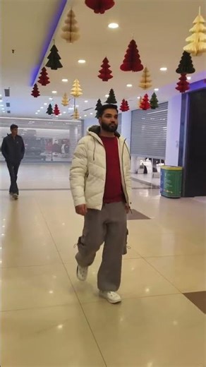 Lutt le gaya.😍#viral #viralvideo #reels #likee #explore #trending #shorts #shortvideo #youtubeshorts