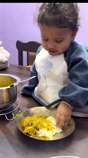 Shreeja Serving Food by Herself | Sweet Learning Moment 👶
