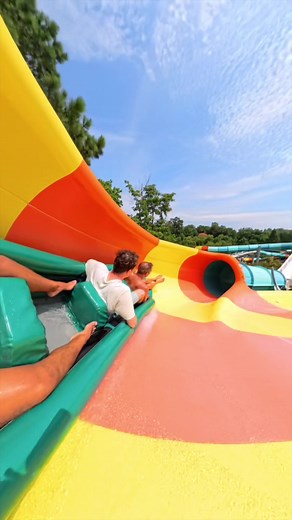 Cutback water coaster at @Water Country USA #watercountryusa #waterslide
