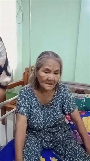 Ka Nu dam loh na pan Nop tuam na hong pia TOPA tung lung dam Lua ung, Thu nget na tawh hong phawk khem peuh tung zong lung dam mahmah ung ei ...🙏💞 | Rosy Hau Vung