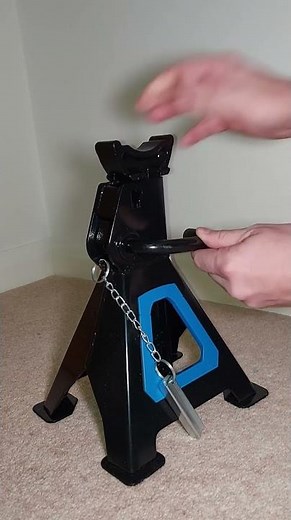 Axle Stands: How To Use (Safety Tips)