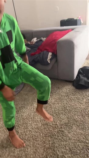 Shayla Calhoun (@shayla.calhoun)’s videos with Study Dance - CrazyCreezy