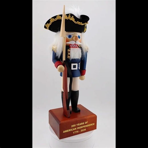 Christian Ulbricht Nutcracker Continental Soldier 32-227
