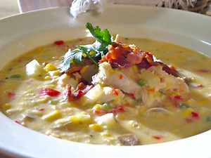 Creamy Spicy Corn Chowder with Chicken
